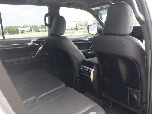 Used 2023 Lexus GX 460 Premium w/ Premium Package AWD/4WD image 22
