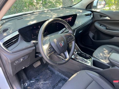 Used 2025 Buick Encore GX Preferred image 30