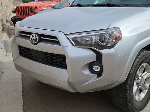 Used 2024 Toyota 4Runner SR5 image 2