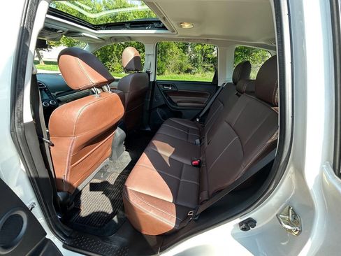 Used 2018 Subaru Forester 2.5i Touring w/ Popular Package #2 image 13