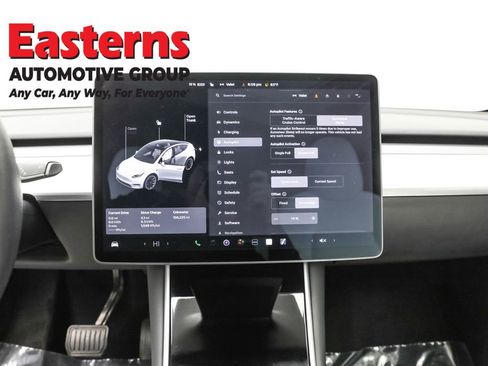 Used 2020 Tesla Model Y Long Range image 12