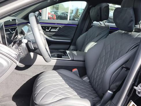 New 2025 Mercedes-Benz S 580 4MATIC Sedan image 6