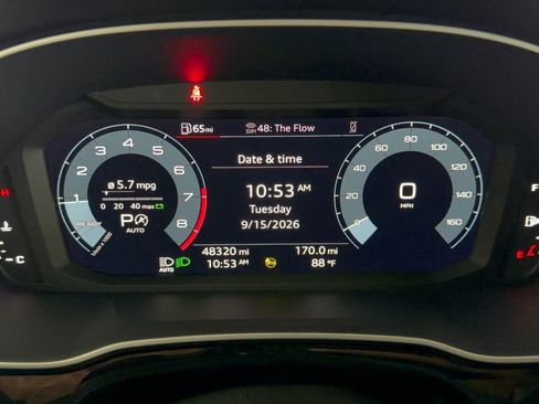 Used 2024 Audi Q3 2.0T Premium AWD/4WD image 26
