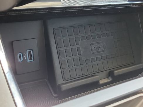 Used 2022 Ford F150 Lariat w/ Equipment Group 502A High AWD/4WD image 24