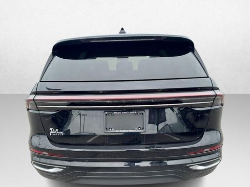 Certified 2024 Lincoln Nautilus Black Label image 6