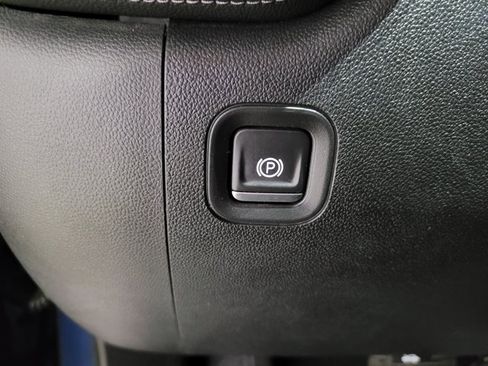 Used 2019 Chevrolet Silverado 1500 LT Trail Boss image 50