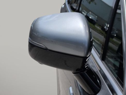 Certified 2025 Kia Sorento SX Prestige AWD/4WD image 13