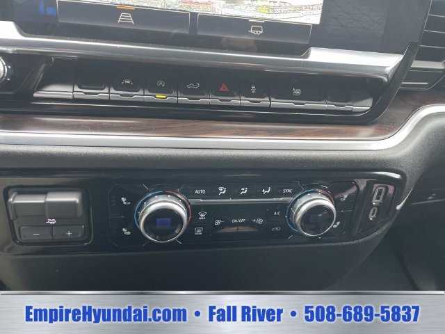 Used 2026 GMC Sierra 1500 SLT AWD/4WD image 26