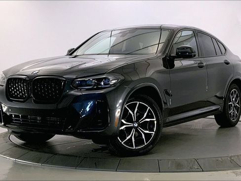 Used 2024 BMW X4 xDrive30i w/ Premium Package AWD/4WD image 10