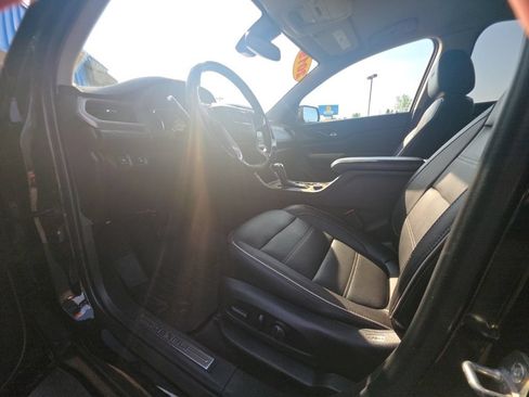 Used 2019 GMC Acadia Denali AWD/4WD image 21