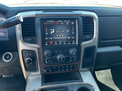 Used 2018 RAM 2500 Laramie AWD/4WD image 12