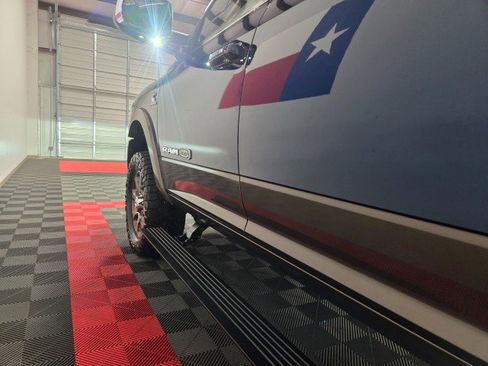 Used 2019 RAM 2500 Limited image 29