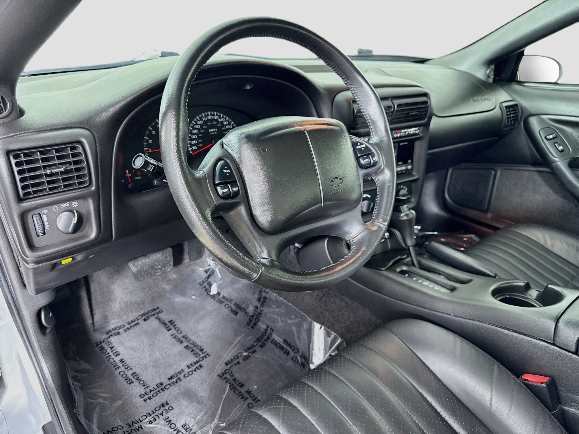 Used 2002 Chevrolet Camaro Z28 w/ SS Performance/Appearance Pkg RWD image 11