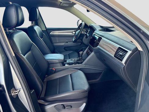 Used 2021 Volkswagen Atlas SEL FWD image 20