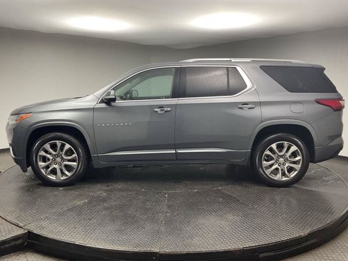 Used 2020 Chevrolet Traverse Premier FWD image 4