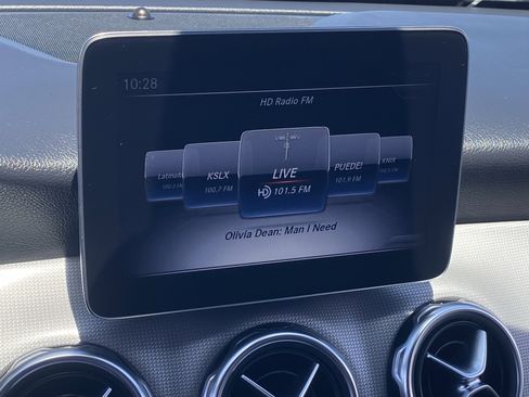 Used 2020 Mercedes-Benz GLA 250 image 23