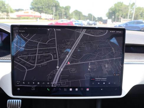 Used 2023 Tesla Model S Plaid AWD/4WD image 18