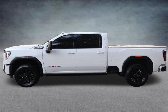 Used 2026 GMC Sierra 2500 AT4 w/ AT4 Premium Plus Package AWD/4WD image 4