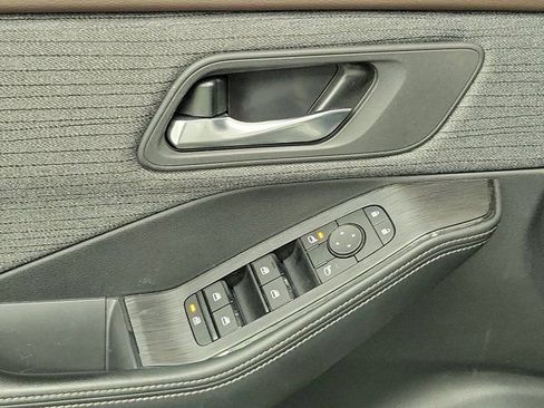 Certified 2023 Nissan Rogue SV image 19