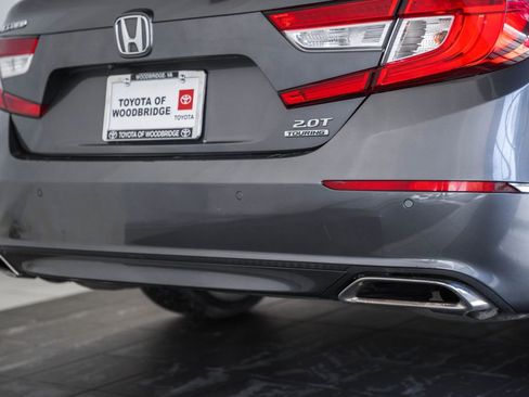 Used 2020 Honda Accord Touring image 7