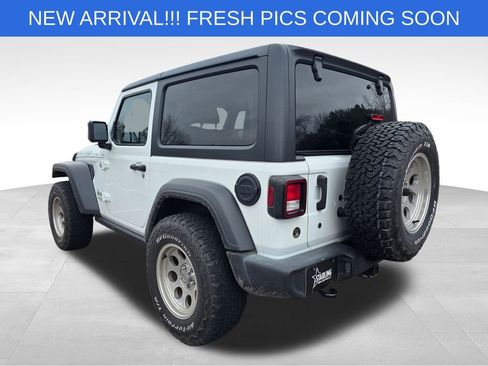 Used 2019 Jeep Wrangler Sport image 5