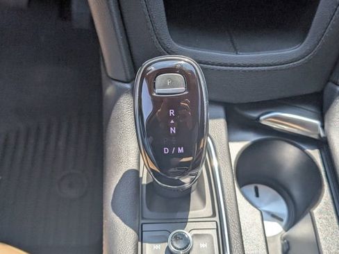 Used 2023 Cadillac XT6 Premium Luxury w/ Platinum Package FWD image 21