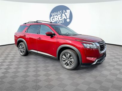 Used 2023 Nissan Pathfinder SV
