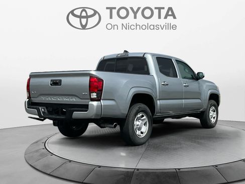 Used 2023 Toyota Tacoma SR AWD/4WD image 5