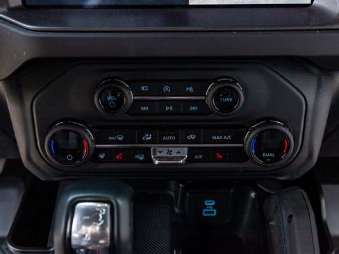 Used 2025 Ford Bronco Raptor image 27