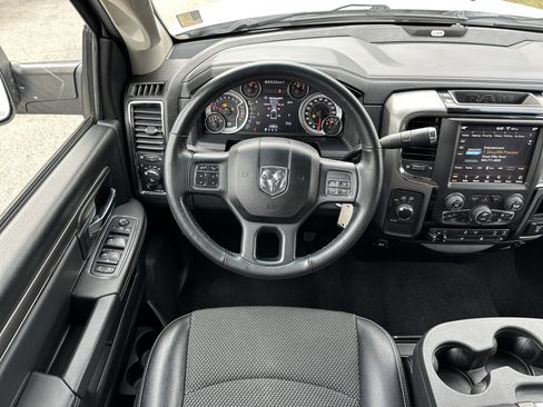Used 2018 RAM 2500 Big Horn w/ Sport Appearance Group image 23