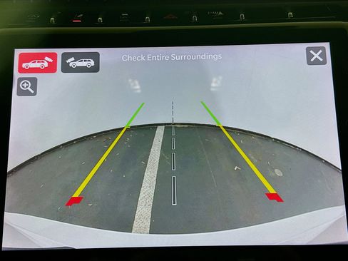 Used 2023 Jeep Grand Cherokee Limited w/ Luxury Tech Group II image 23