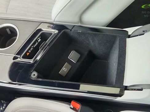 Used 2024 Cadillac Lyriq Luxury RWD image 55