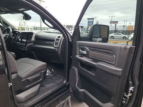 Used 2024 RAM 3500 Big Horn w/ Night Edition image 17