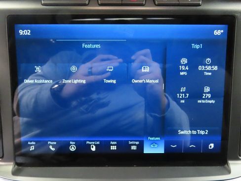 Used 2023 Ford F150 Lariat w/ Equipment Group 502A High image 21