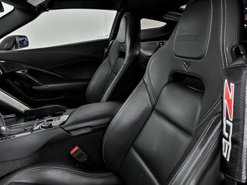 Used 2017 Chevrolet Corvette Z06 image 23