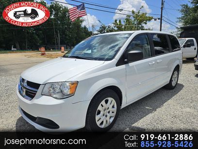Used 2017 Dodge Grand Caravan SE