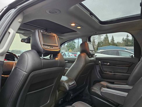 Used 2014 GMC Acadia Denali image 20
