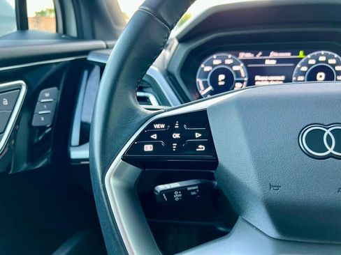 Used 2024 Audi Q4 e-tron Premium image 19