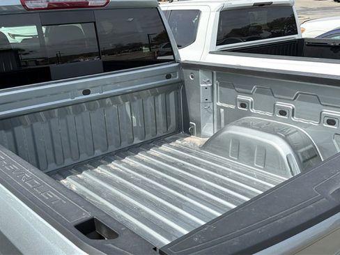 Used 2025 Chevrolet Silverado 1500 LT w/ Leather Package image 9