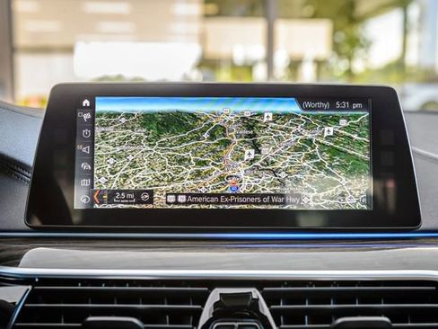 Used 2017 BMW 540i xDrive AWD/4WD image 21