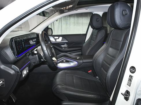 Used 2023 Mercedes-Benz GLS 580 4MATIC image 54