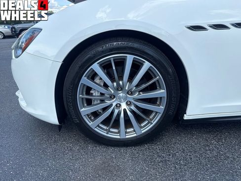Used 2015 Maserati Ghibli RWD image 24