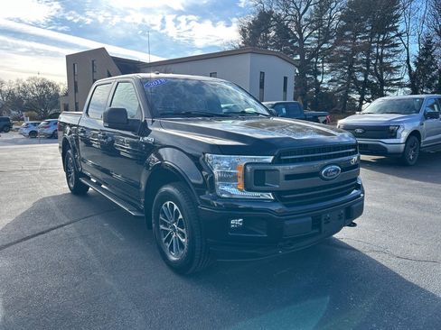Used 2018 Ford F150 XLT w/ Equipment Group 302A Luxury image 3