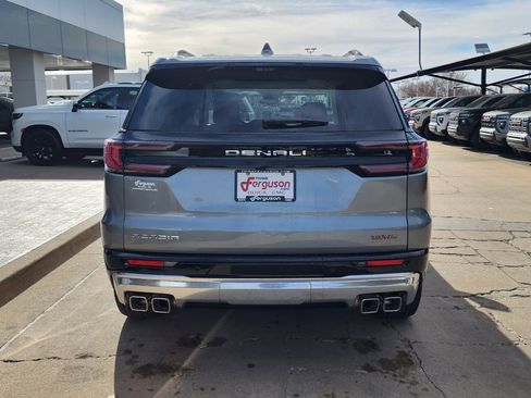 New 2026 GMC Acadia Denali w/ Super Cruise Package image 5