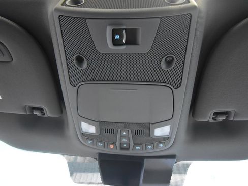 Used 2020 Ford F150 Lariat w/ Equipment Group 502A Luxury AWD/4WD image 28