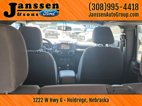 Used 2018 Jeep Wrangler Unlimited Sport S AWD/4WD image 11