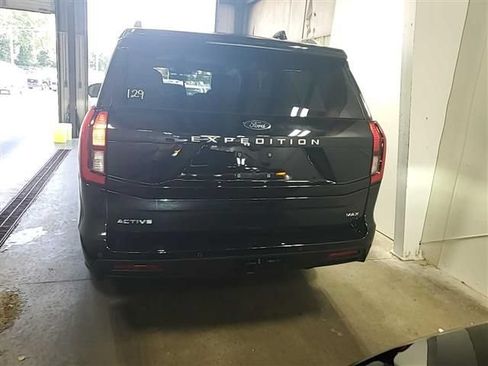 Used 2025 Ford Expedition Max Active AWD/4WD image 15