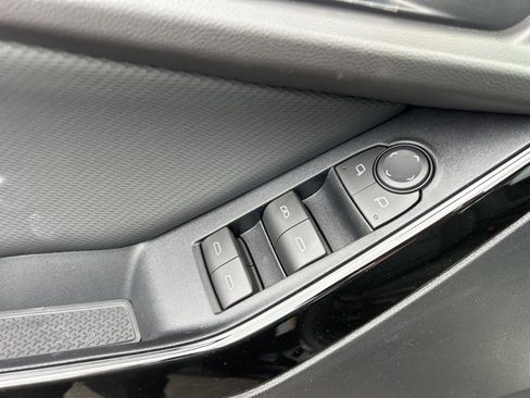 New 2026 Chevrolet Equinox LT w/ LPO, Floor Liner Package image 13