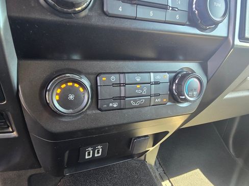 Used 2019 Ford F150 XLT w/ Equipment Group 301A Mid AWD/4WD image 22