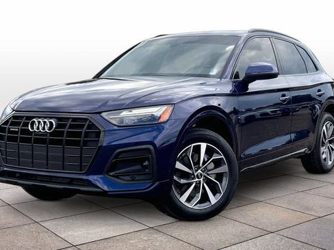 Used 2025 Audi Q5 Premium AWD/4WD image 1